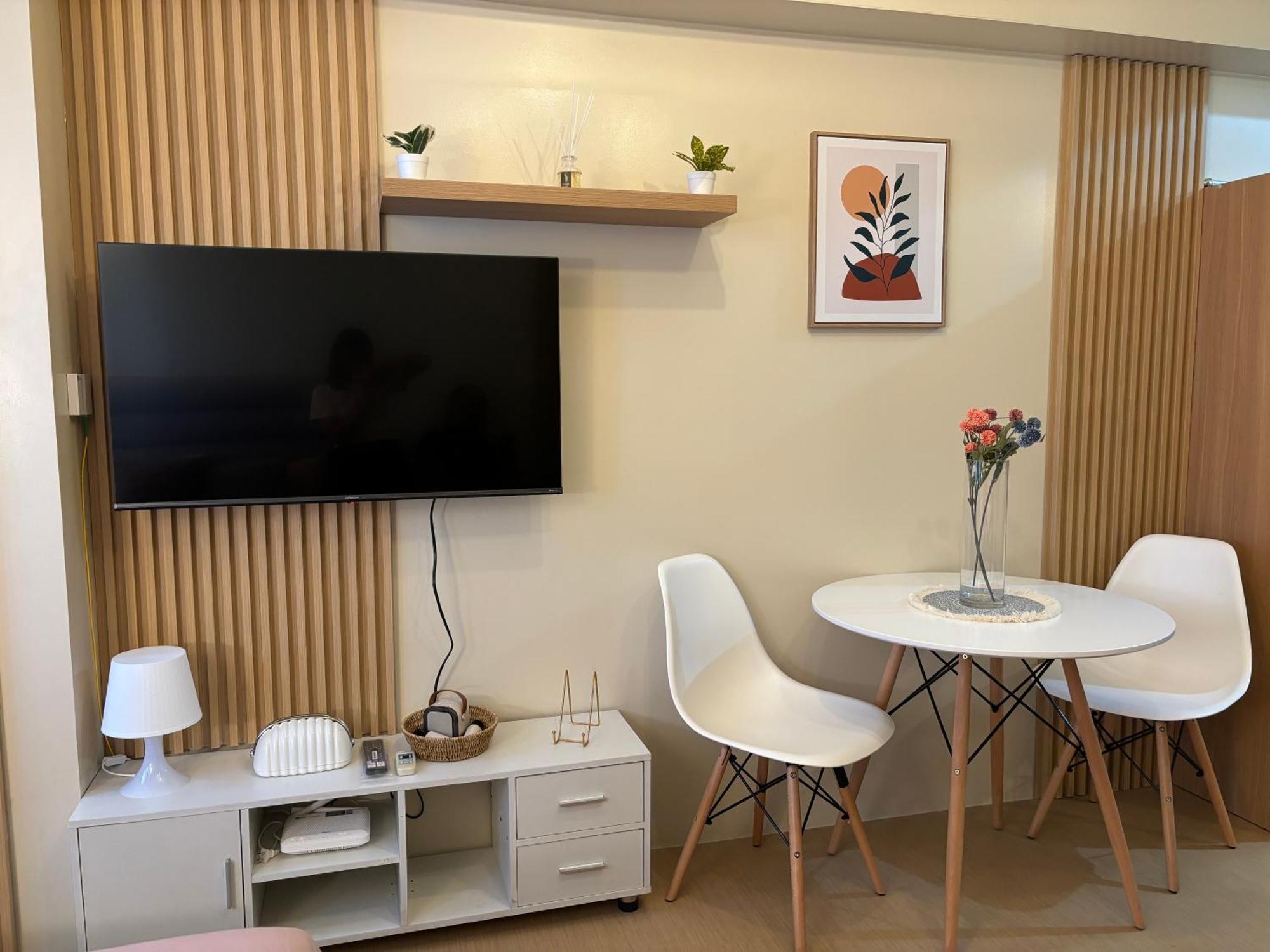 Cozy & Minimalist Staycation - Avida Towers With Pool Access Davao ภายนอก รูปภาพ